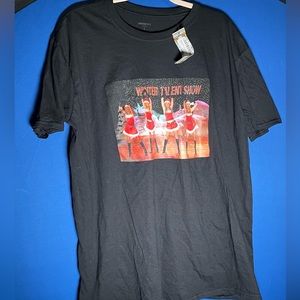 NWT Boohoo Meangirls winter talent show tee size Large